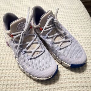 Nike women’s metcon 4